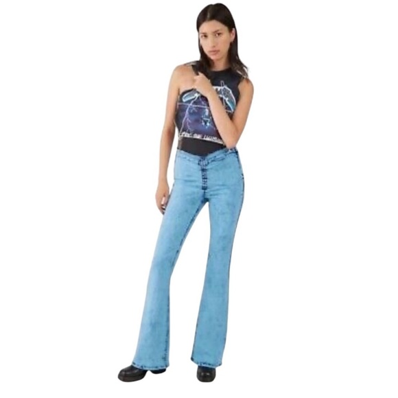BDG Ruched Dipped V Front Flare Jeans Stretch Hippie Festival Women's Size 30 - Picture 1 of 12